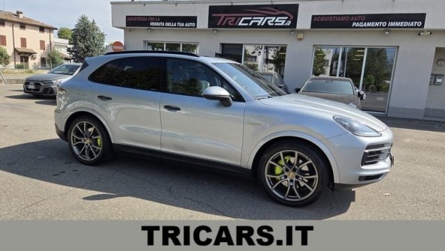 Porsche Cayenne 3.0 V6 E-Hybrid PERMUTE IVA ESPOSTA TETTO APRIB., del 2021, 95.000 km, in vendita a Parma (PR)
