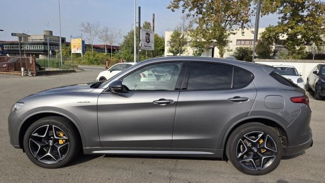 Alfa Romeo Stelvio 2.2 Turbodiesel 210 CV AT8 Q4 Veloce PERMUTE - foto 3 di 4