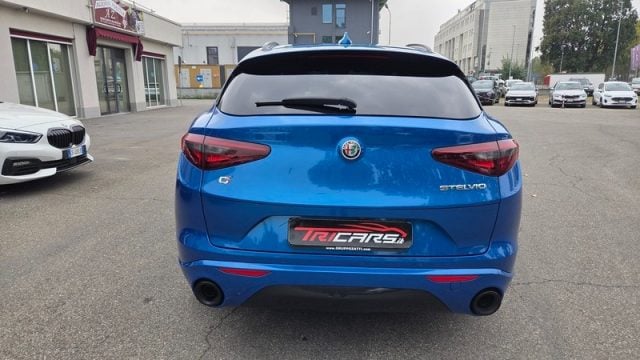 Alfa Romeo Stelvio 2.0 Turbo 280 CV AT8 Q4 Veloce PERMUTE GANCIO TRAI - foto 4 di 4