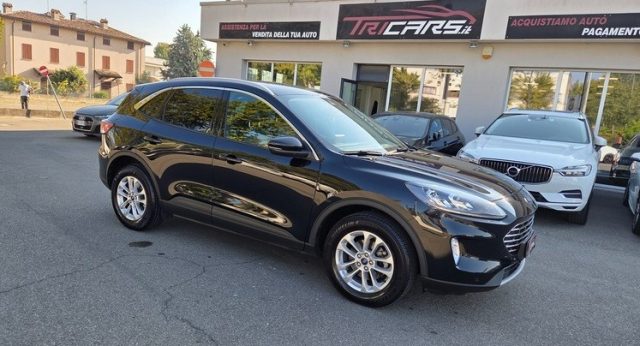 Ford Kuga 1.5 EcoBoost 150 CV 2WD Titanium X PERMUTE - foto 2 di 4