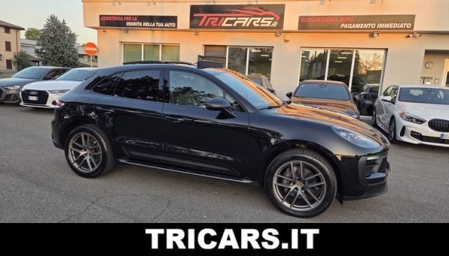 Porsche Macan 2.0 PERMUTE TETTO APRIBILE SOSPENSIONI, del 2022, 99.000 km, in vendita a Parma (PR)