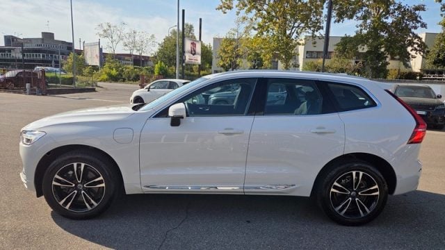 Volvo XC60 T6 Recharge Plug-in Hybrid AWD Inscription PERMUTE - foto 3 di 4