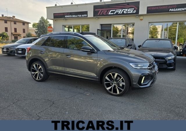 Volkswagen T-Roc 2.0 TDI R-Line PLUS NEOPATENTATO TETTO PERMUTE, del 2025, 6.300 km, in vendita a Parma (PR)