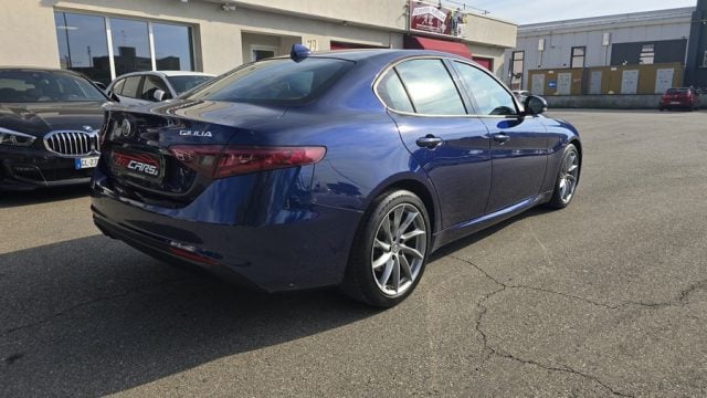Alfa Romeo Giulia 2.2 Turbodiesel 150 CV AT8 PERMUTE - foto 2 di 4