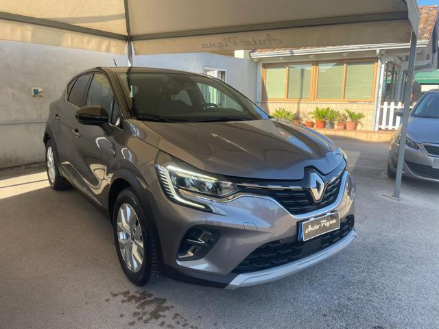 Renault Captur TCe 100 CV Intens - foto 3 di 4