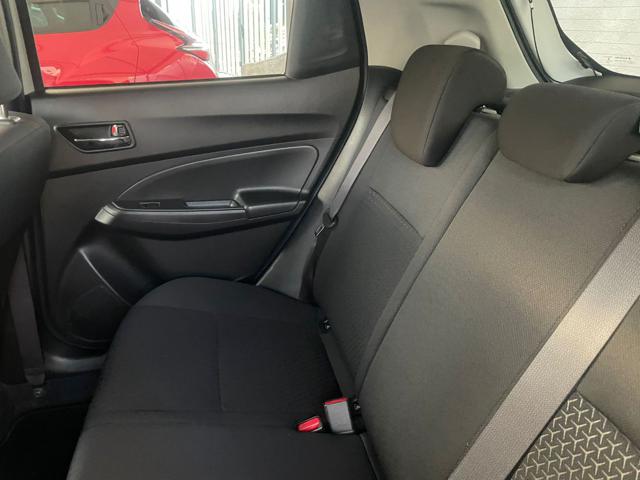 Suzuki Swift 1.2 Hybrid 4WD AllGrip Top, del 2018, 120.000 km, in vendita a Giugliano In Campania (NA)