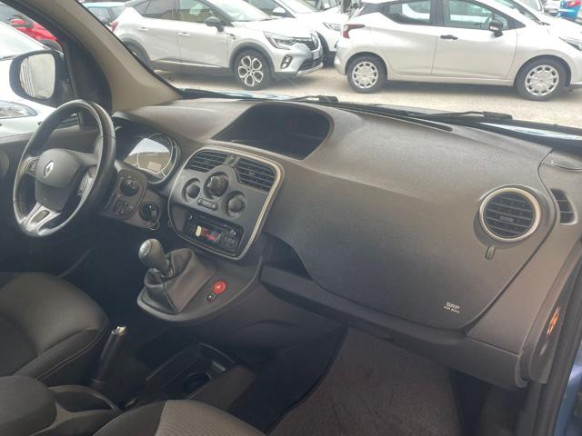 Renault Kangoo 1.5 dCi 110CV 5 porte Stop & Start Limited usato a GIUGLIANO IN CAMPANIA