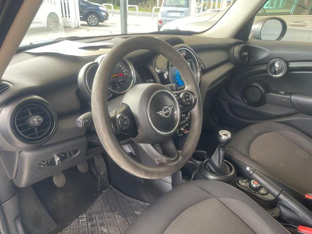 MINI One 1.5 One 75 CV 5 porte, del 2018, 181.000 km, in vendita a Giugliano In Campania (NA)
