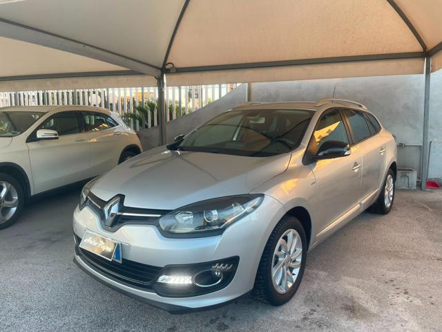 Renault Megane 1.5 dCi 110CV Start&Stop SporTour Energy Limited, del 2016, 170.000 km, in vendita a Giugliano In Campania (NA)