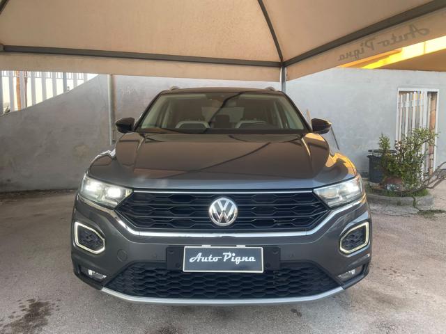 Volkswagen T-Roc 1.5 TSI ACT DSG Advanced BlueMotion Technology - foto 2 di 4