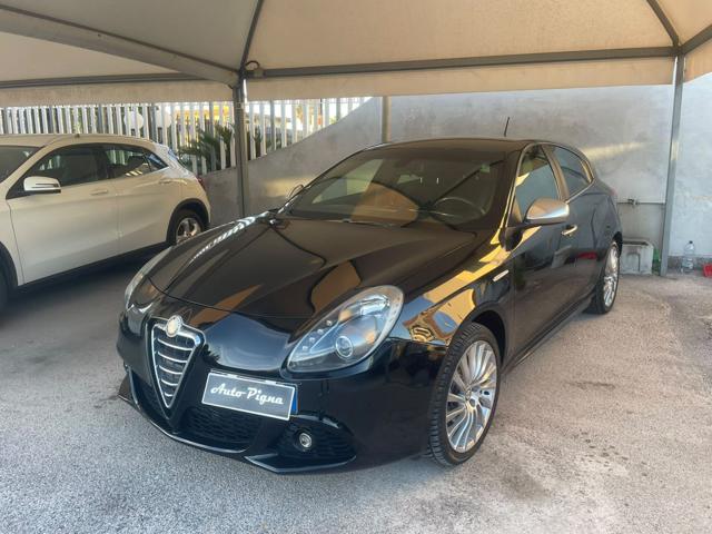 Alfa Romeo Giulietta 2.0 JTDm-2 140 CV Exclusive, del 2012, 136.000 km, in vendita a Giugliano In Campania (NA)