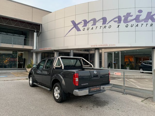 Nissan Navara 2.5 dCi 4 porte Double Cab AUT. SOLO COMMERCIANTI - foto 3 di 4