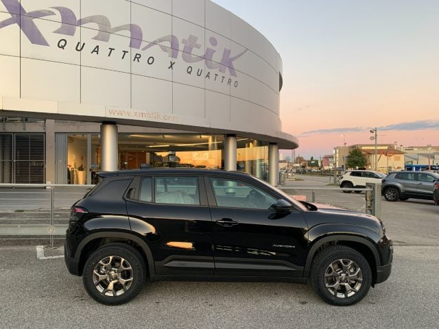 Jeep Avenger 1.2 Turbo MHEV Longitude AUTOMATICA - foto 3 di 13