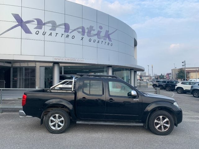 Nissan Navara 2.5 dCi 190CV 4 porte Double Cab LE - foto 2 di 4