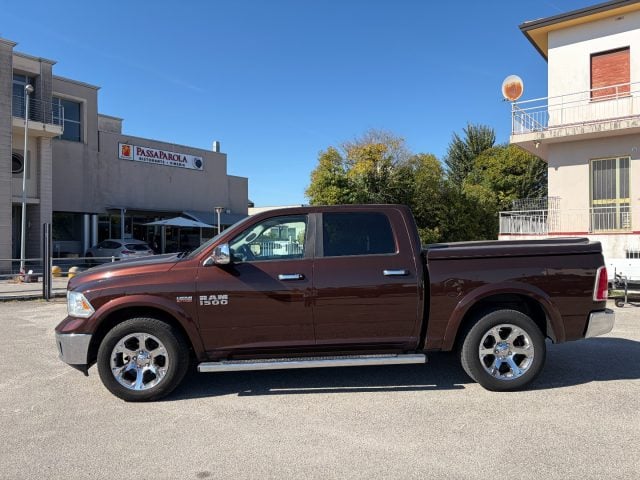 Dodge RAM 5.7 HEMI LARAMIE 4X4 GANCIO + GPL. PREZZO + IVA - foto 4 di 4