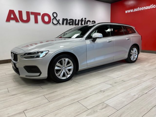 Volvo V60 2.0 B4 GEARTRONIC MOMENTUM BUSINESS AUTO - IVA DED - foto 3 di 4