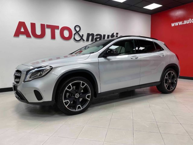 Mercedes-Benz GLA 220 PREMIUM 4MATIC AUTO - foto 3 di 4