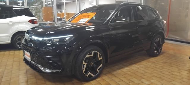 Volkswagen Tiguan 2.0 TDI 150 CV DSG R-Line C/GRIMALDI SP.DAY usato a VIGEVANO