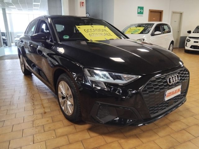 Audi A3 SPORBACK 40 E TFSI S tr. Business PLUG IN HYBRID usato a VIGEVANO