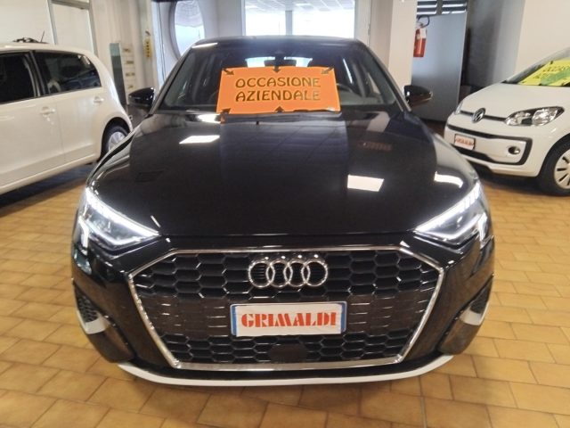 Audi A3 SPORTBACK 30 E TFSI S tr. Bus. Advan. 18" MILD HYB - foto 2 di 4