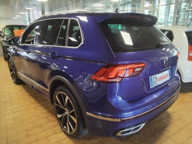 Volkswagen Tiguan 1.5 TSI 150 CV DSG ACT R-Line 20" - foto 4 di 4