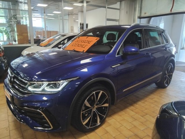 Volkswagen Tiguan 1.5 TSI 150 CV DSG ACT R-Line 20" - foto 3 di 4