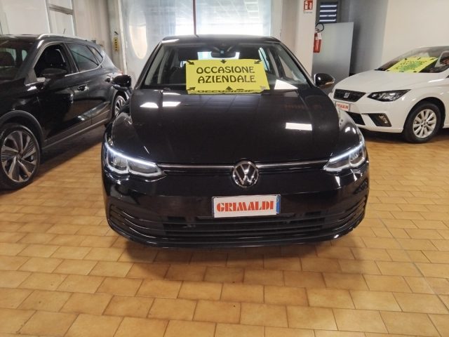 Volkswagen Golf 1.0 eTSI EVO Life DSG 17" MHEV - foto 2 di 4