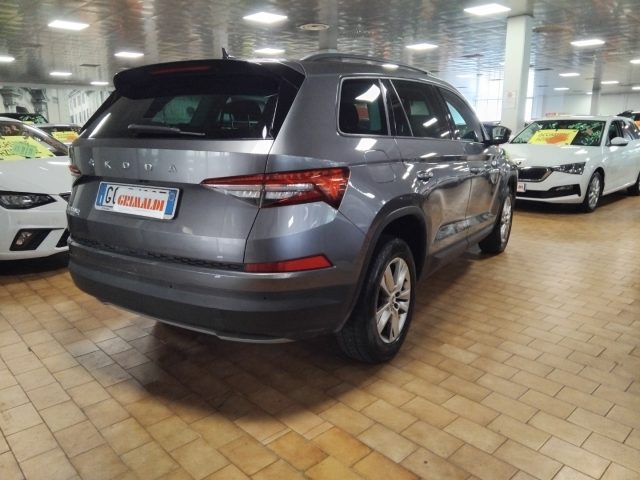 Skoda Kodiaq 2.0 TDI EVO SCR DSG Executive 7 POSTI - foto 3 di 4