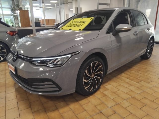 Volkswagen Golf 1.0 TSI EVO Life 17" - foto 3 di 4