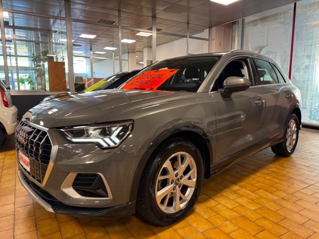 Audi Q3 35 TDI S tr. Bus.Advanced MATRIX C/GRIMALDI SP.DAY - foto 2 di 4