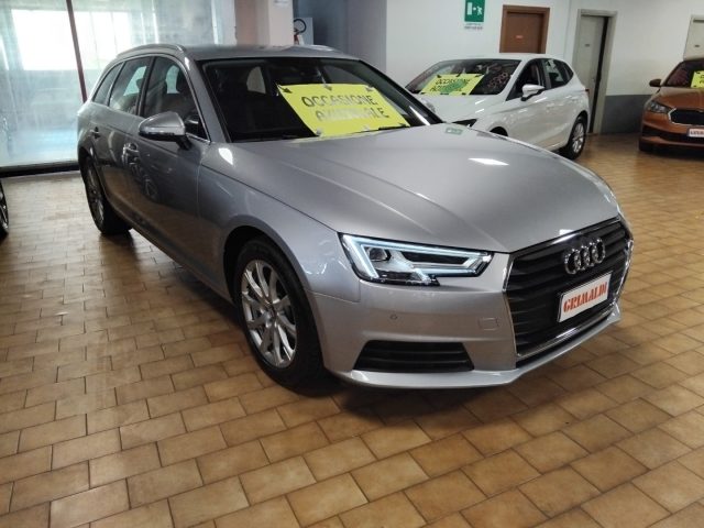 Audi A4 Avant 30 TDI S tronic Business EVO 17" usato a VIGEVANO