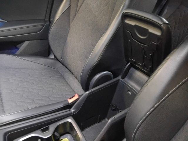 Volkswagen Tiguan 2.0 TDI SCR LIFE Dsg VIDEO usato a VIGEVANO