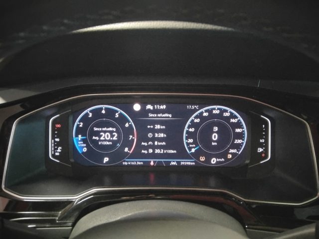 Volkswagen Taigo 1.0 TSI DSG R-Line, del 2024, 39.591 km, in vendita a Vigevano (PV)