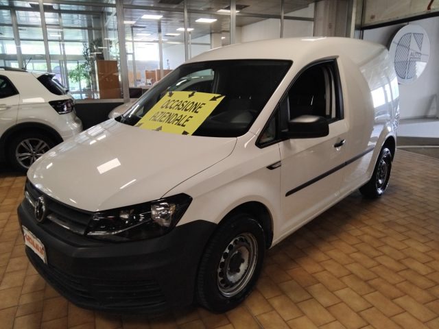 Volkswagen Caddy 1.4 TGI Trendline usato a VIGEVANO