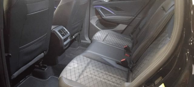 Volkswagen Tiguan 2.0 TDI 150 CV DSG R-Line usato a VIGEVANO