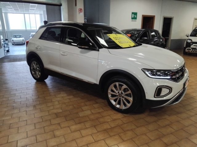 Volkswagen T-Roc 2.0 TDI SCR 150 CV DSG Style FULL LED usato a VIGEVANO