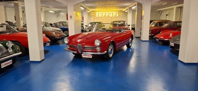 Alfa Romeo 2000 SPIDER TOURING*ITALIANA DA SEMPRE - TARGHE MODENA - foto 2 di 40