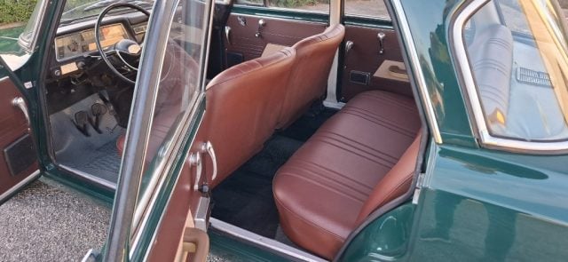 Alfa Romeo Giulietta 1.300 RESTAURATA TARGHE VENEZIA - foto 4 di 4