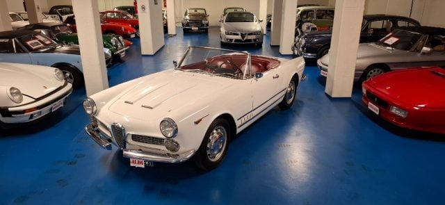 Alfa Romeo 2000 SPIDER TOURING**ITALIANA DA SEMPRE-TARGHE MILANO, del 1960, 17.970 km, in vendita a Vigevano (PV)