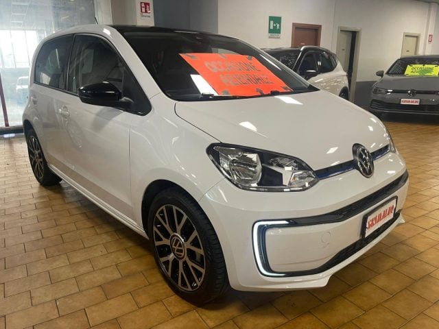 Volkswagen e-up! 82 CV LONG RANGE 32,3KW/H 16" VIDEO, del 2021, 45.698 km, in vendita a Vigevano (PV)