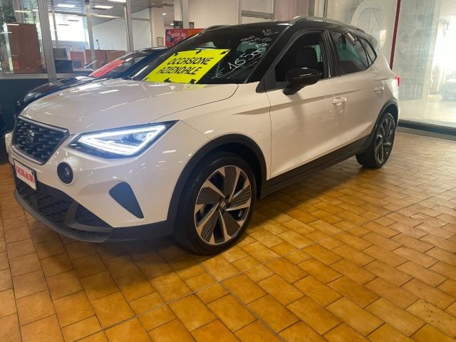 SEAT Arona 1.0 EcoTSI FR 18" BEATS AUDIO FULL LED usato a VIGEVANO