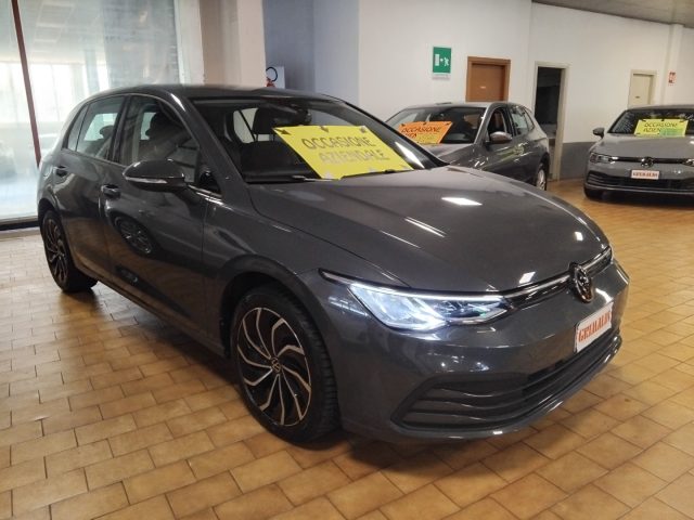 Volkswagen Golf 1.0 eTSI EVO Life DSG 17" MHEV C/GRIMALDI SP. DAY - foto 4 di 35