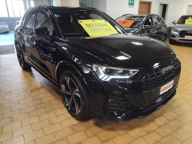 Audi Q3 35 TDI S tr. Identity Black 20 FULL C/GRIMALDI SP, del 2024, 64.055 km, in vendita a Vigevano (PV)