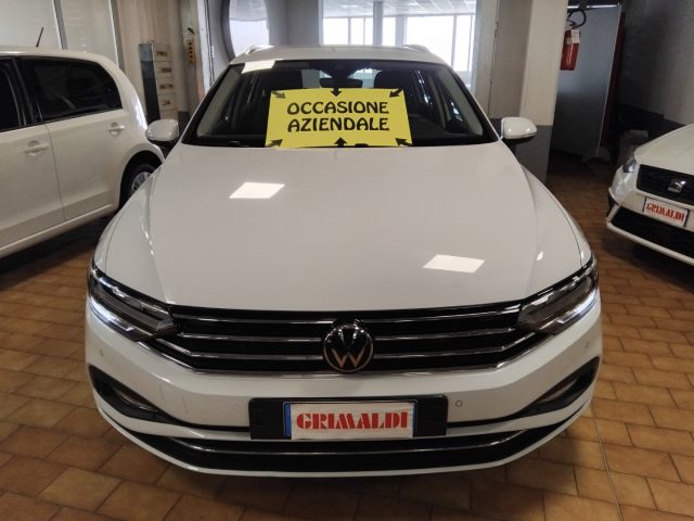 Volkswagen Passat VAR. 2.0 TDI SCR EVO DSG Business - foto 2 di 4