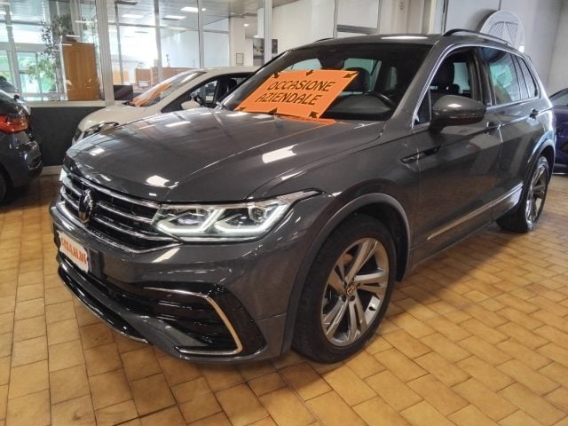 Volkswagen Tiguan 2.0 TDI 150 CV DSG R-Line 19" C/GRIMALDI SP.DAY - foto 3 di 4
