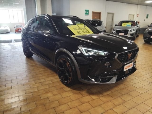 CUPRA Formentor 1.4 e-Hybrid DSG Impulse PLUG IN 19" VIDEO, del 2024, 53.136 km, in vendita a Vigevano (PV)