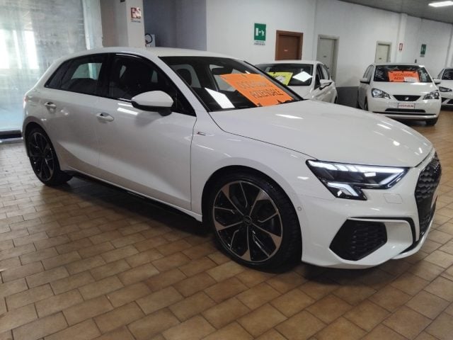 Audi A3 SPORTBACK 40 TDI quattro S tr. S line edition 19", del 2022, 61.370 km, in vendita a Vigevano (PV)