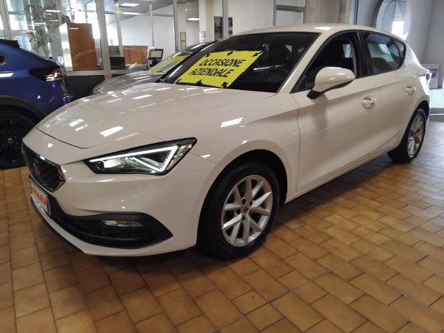 SEAT Leon 1.0 eTSI DSG Business MHEV - foto 3 di 4