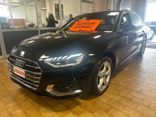 Audi A4 Avant 35 TDI Bus. Adv. S Tronic MHEV, del 2024, 52.890 km, in vendita a Vigevano (PV)