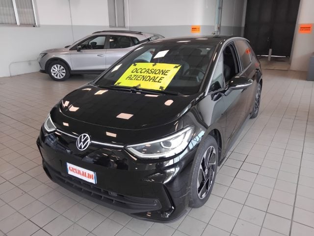 Volkswagen ID.3 Pro Perf BATT 58KWH MATRIX VIDEO c/GRIMALDI SP DAY, del 2024, 20.005 km, in vendita a Vigevano (PV)